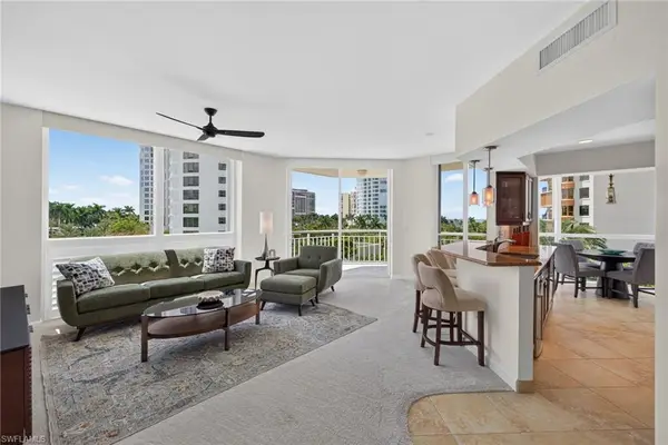 4255 Gulf Shore Blvd N #204, NAPLES, FL 34103