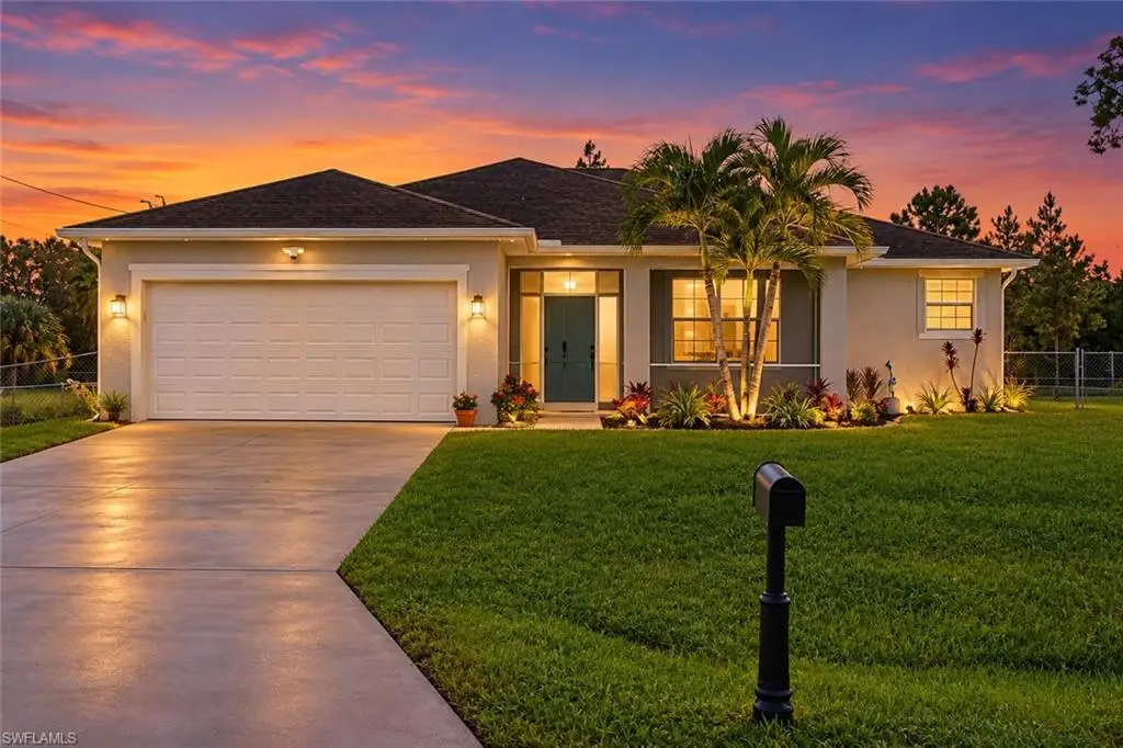1116 Thompson Ave, Lehigh Acres, FL 33972 - #1