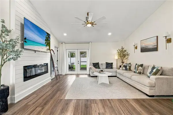 10208 Shade Tree Ct, BONITA SPRINGS, FL 34135