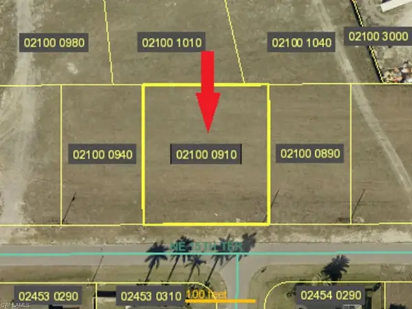 611 15th Ter, CAPE CORAL, FL 33909