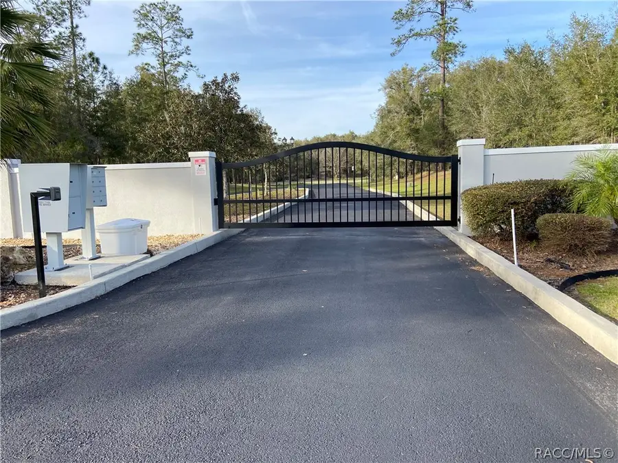 1820 Oak Valley Court W, Homosassa, FL 34446 - Image #3