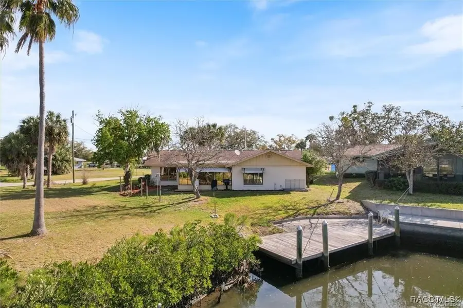 11684 W Sunnybrook Court, Crystal River, FL 34429 - Image #2