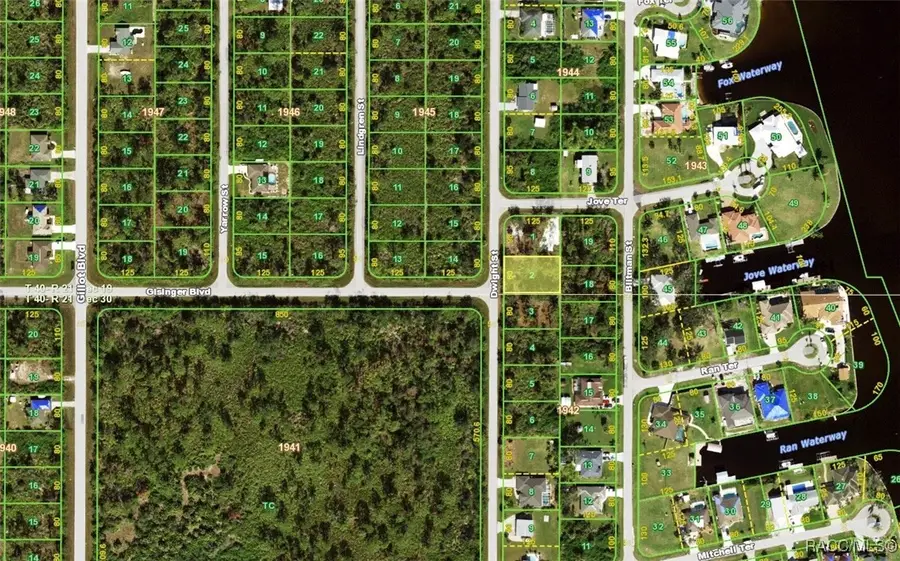 3528 Dwight Street, Port Charlotte, FL 33981 - #3