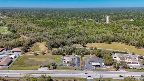 2406 W Coast Path, Beverly Hills, FL 34465