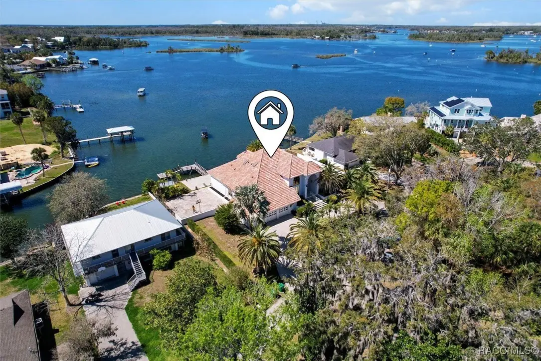 1128 N Circle Drive, Crystal River, FL 34429 - Image #1