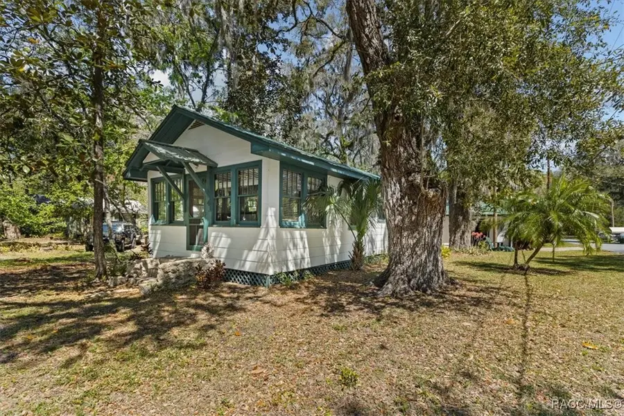 4 61st Street, Yankeetown, FL 34498 - Image #3