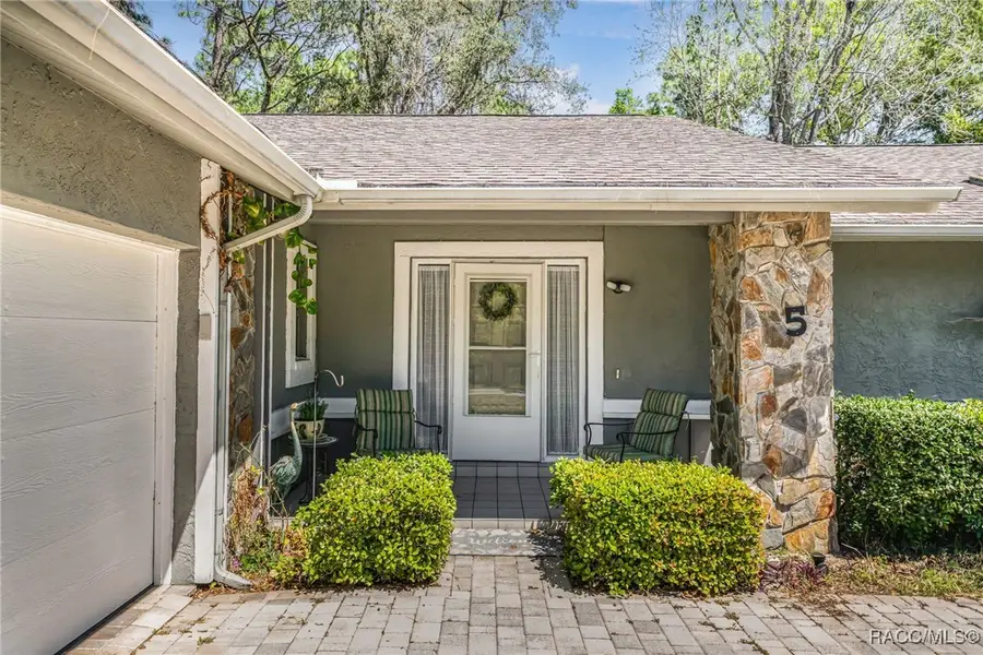 5 Hawthorne Court, Homosassa, FL 34446 - Image #2