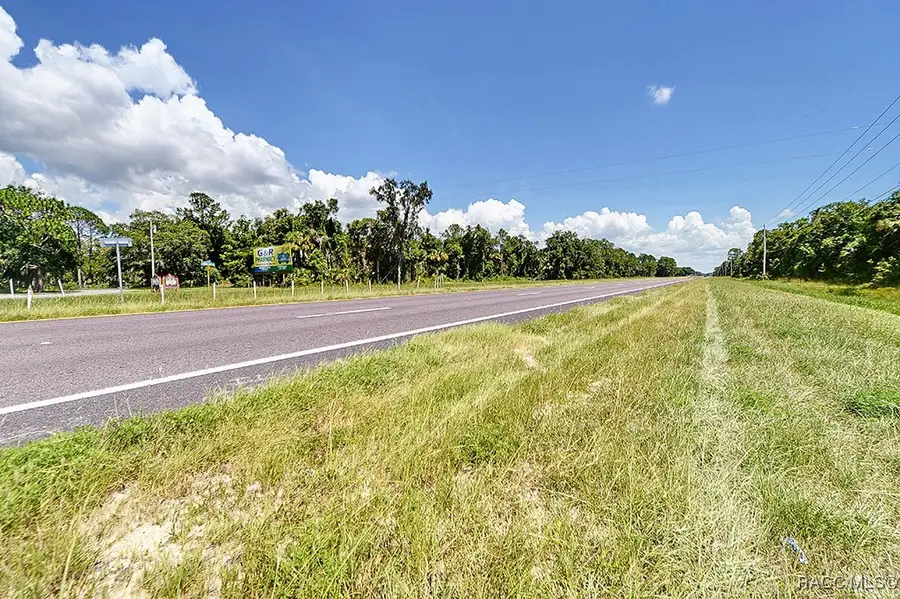 5212 N Suncoast Boulevard, Crystal River, FL 34428 - Image #3