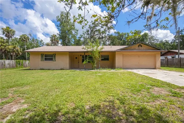 1561 NW 21st Street, Crystal River, FL 34428