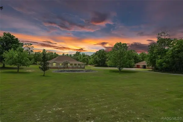 6854 W Sentinel Post Path, Beverly Hills, FL 34465