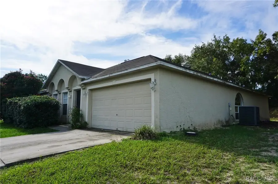 883 W Homeway Loop, Citrus Springs, FL 34434 - Image #3