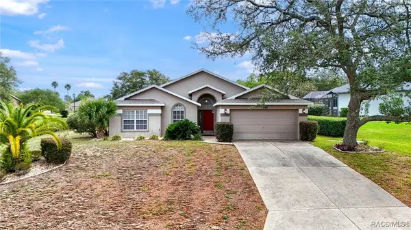 5694 W Hunters Ridge Circle, Lecanto, FL 34461