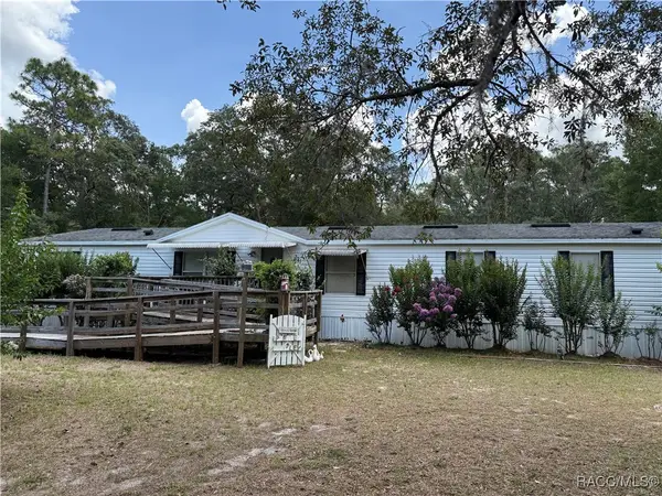 1959 S Colonial Avenue, Homosassa, FL 34448