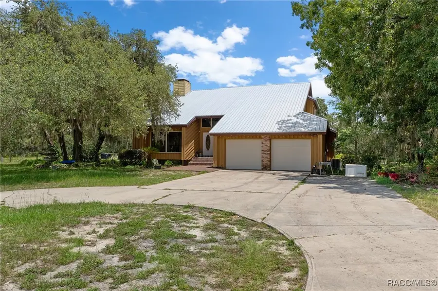 8700 E Matthew Meadow Court, Inverness, FL 34453 - Image #2