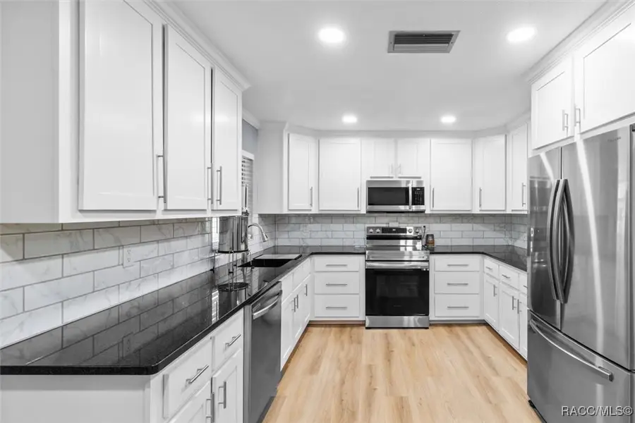 4035 N Woodland Point, Crystal River, FL 34428 - Image #3