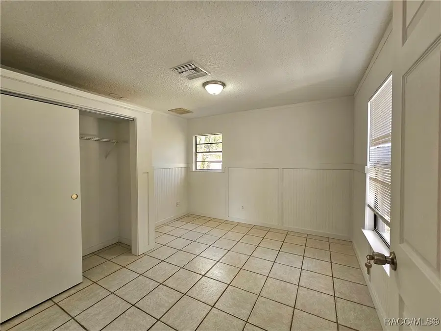 534 N Country Club Drive, Crystal River, FL 34429 - Image #3