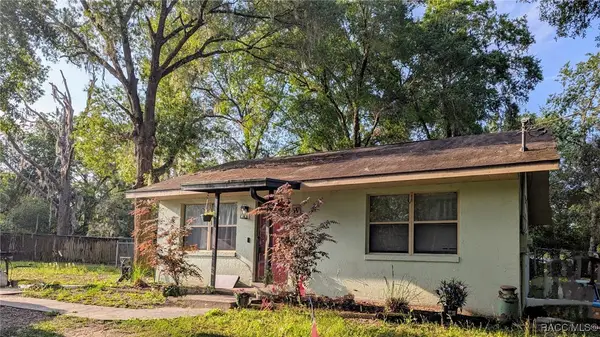 9054 S Tara Point, Floral City, FL 34436