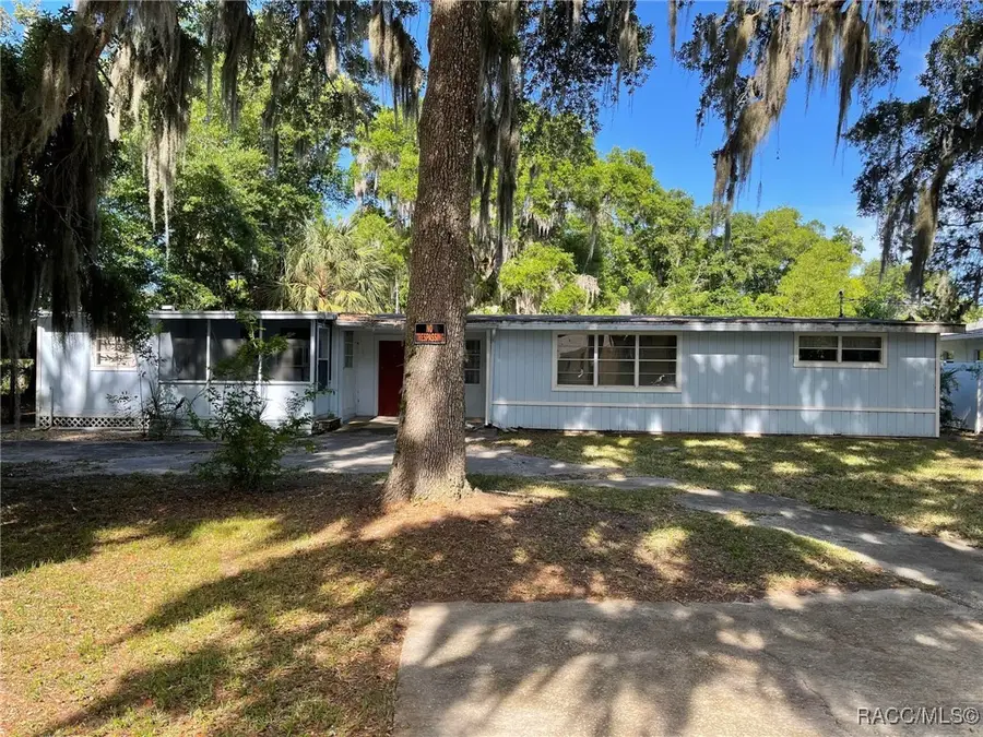 120 NW Magnolia Circle, Crystal River, FL 34428 - Image #2