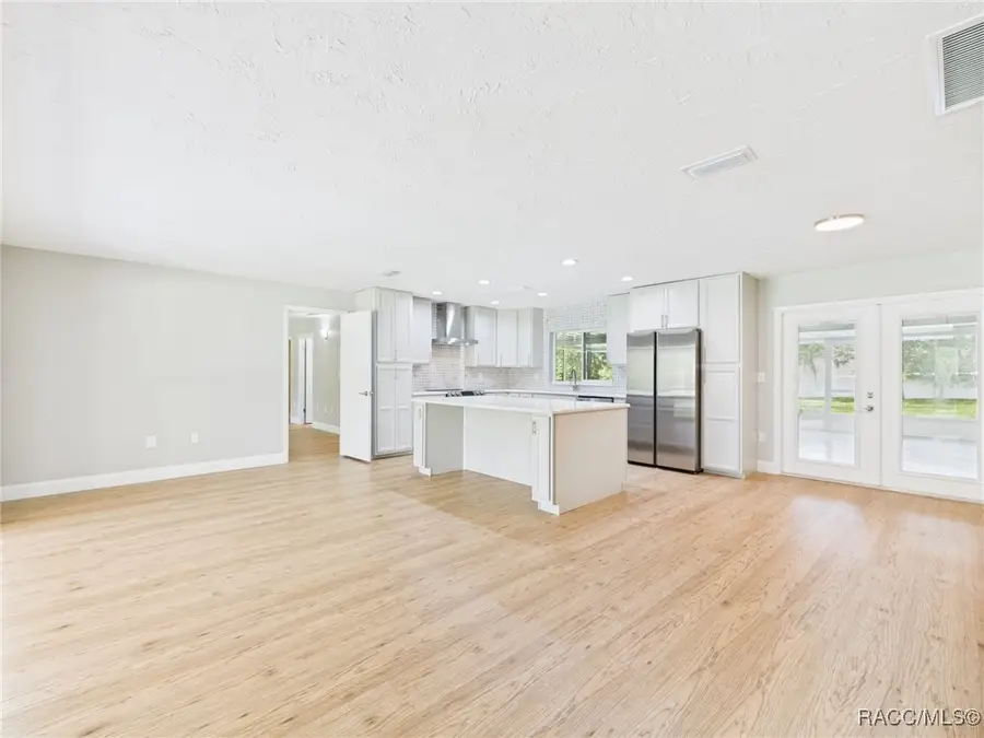 1020 N Ottawa Avenue, Lecanto, FL 34461 - Image #2