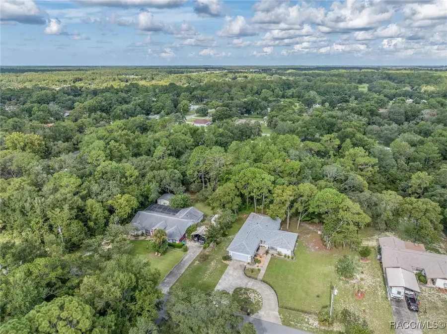 814 N Pompeo Avenue, Crystal River, FL 34429 - Image #2