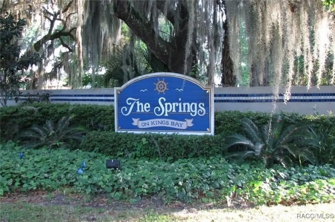 216 NW Bay Path Drive, Crystal River, FL 34428 - Image #1