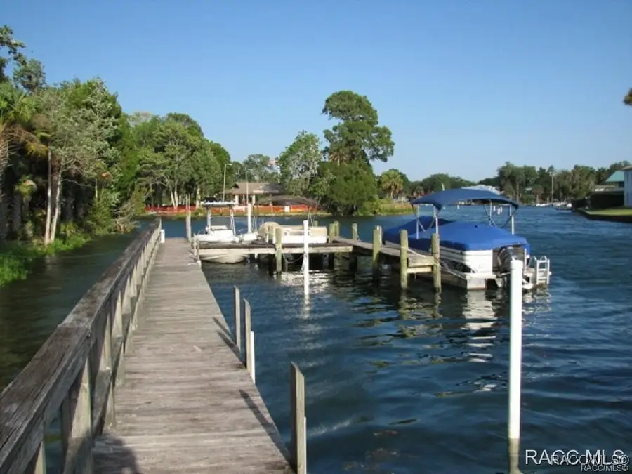 216 NW Bay Path Drive, Crystal River, FL 34428 - Image #2