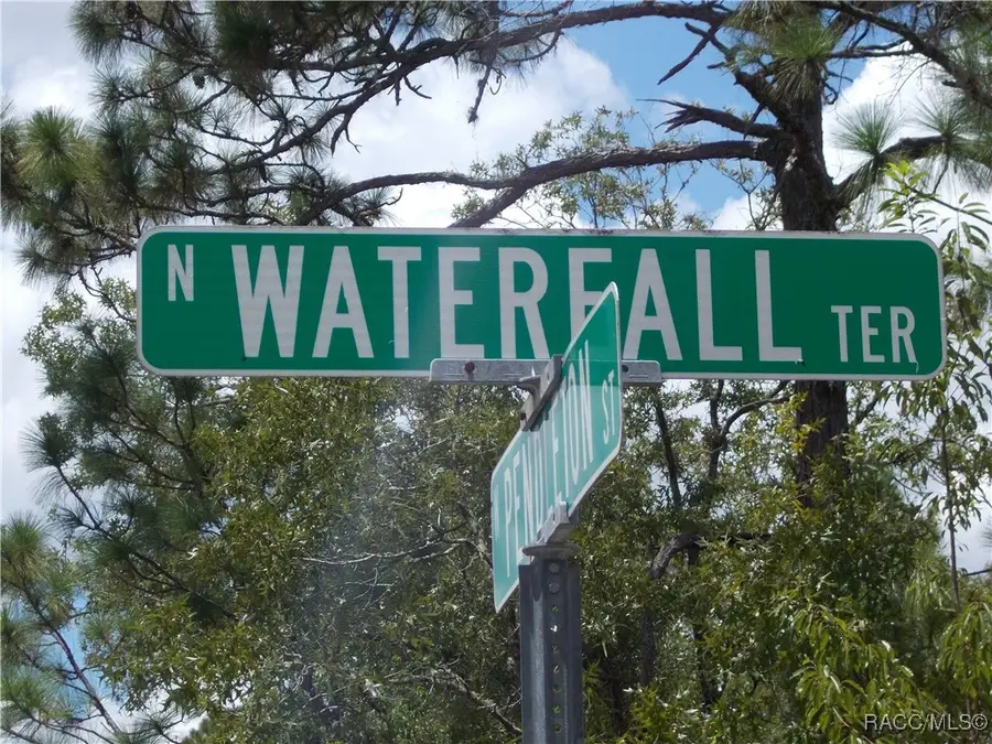 6751 N Waterfall Terrace, Citrus Springs, FL 34434 - Image #3