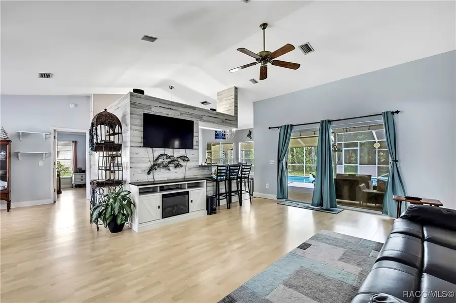 15 Mangrove Court S, Homosassa, FL 34446 - Image #2