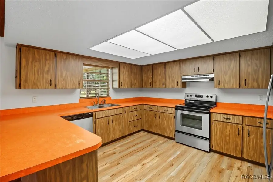 10469 W Main Street, Homosassa, FL 34448 - Image #3