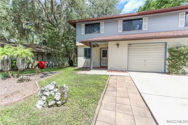 7 Moser Court N, Homosassa, FL 34446