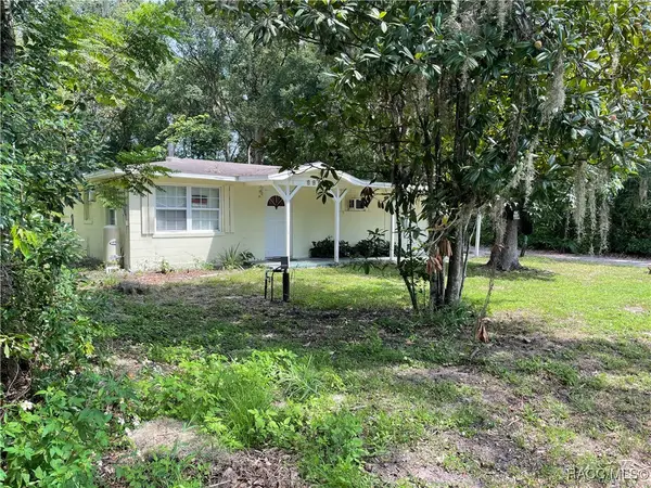 901 E Hartshorn Lane, Holder, FL 34445