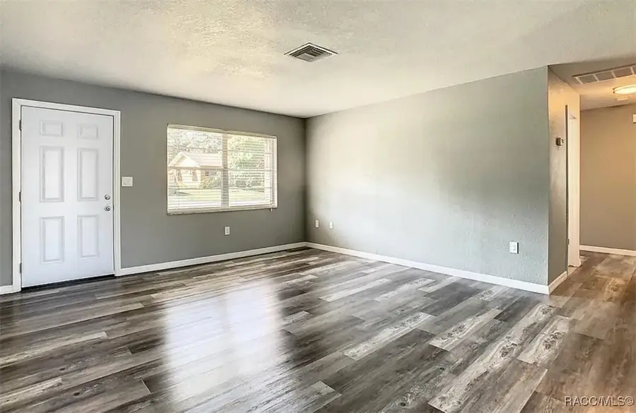 1113 SE 2nd Street, Crystal River, FL 34429 - Image #3