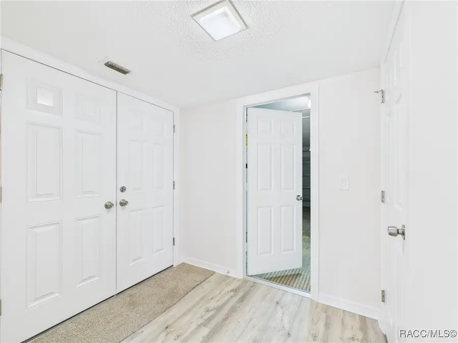 11621 W Riverhaven Drive, Homosassa, FL 34448 - Image #3