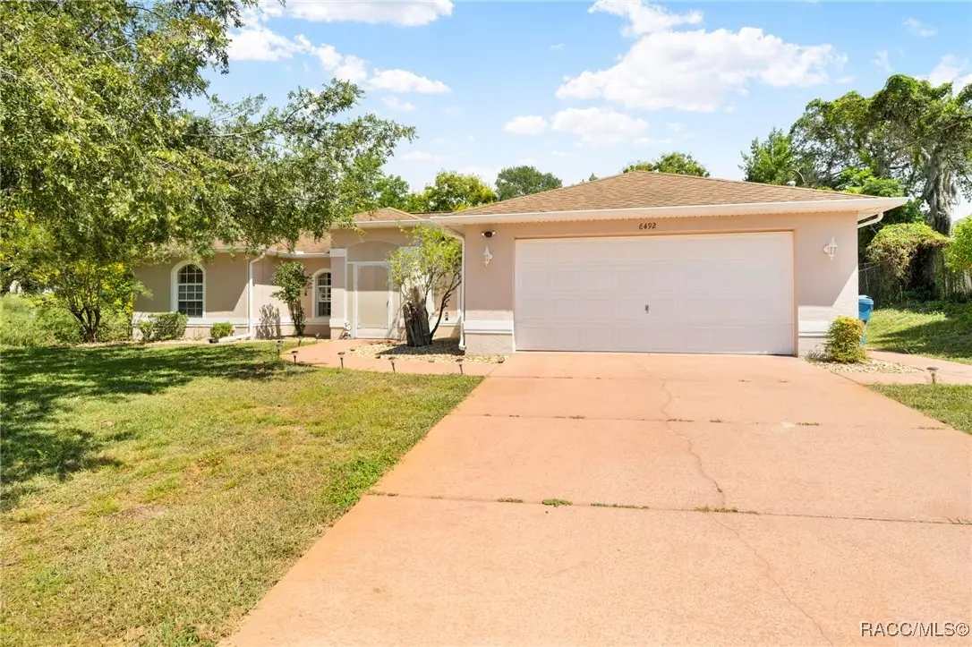 6492 Blackbird Avenue, Weeki Wachee, FL 34613 - Image #1