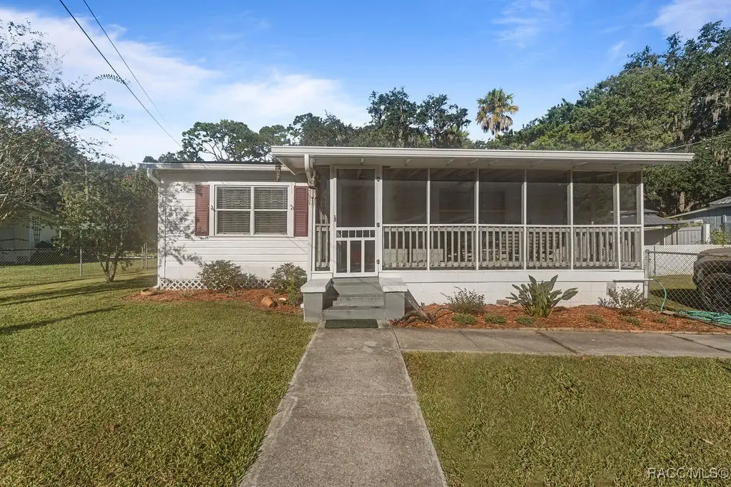 18 Elkins Road, Inglis, FL 34449 - Image #1