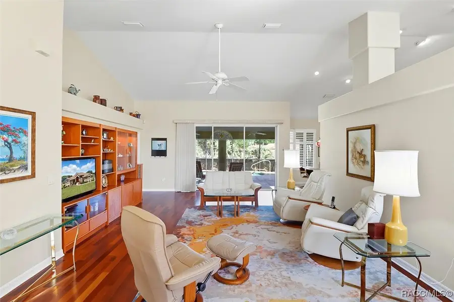 201 W Romany Loop, Beverly Hills, FL 34465 - Image #2