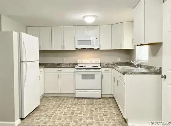 23 N Barbour Street, Beverly Hills, FL 34465 - Image #2