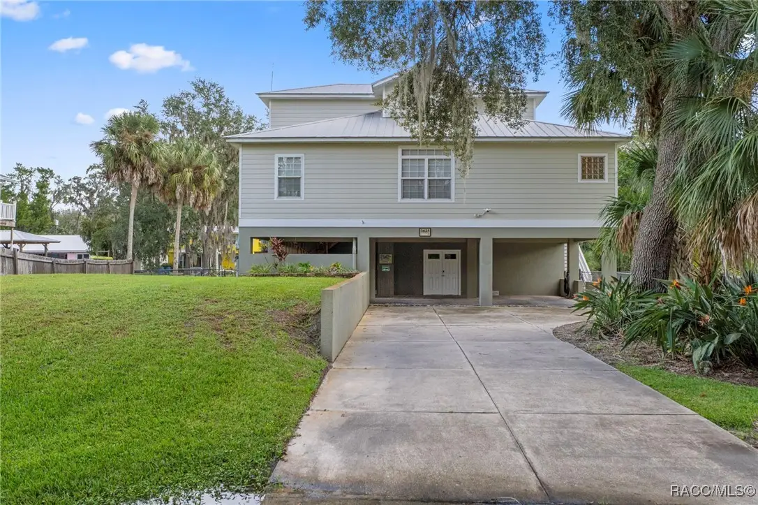 3625 N Suwannee Point, Crystal River, FL 34428 - Image #1