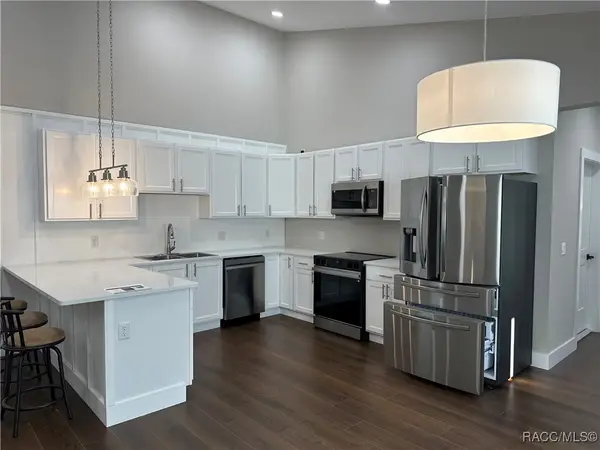 6384 W Flanders Lane, Crystal River, FL 34429