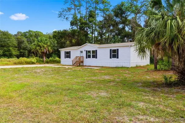 61 Jerry Street, Inglis, FL 34449