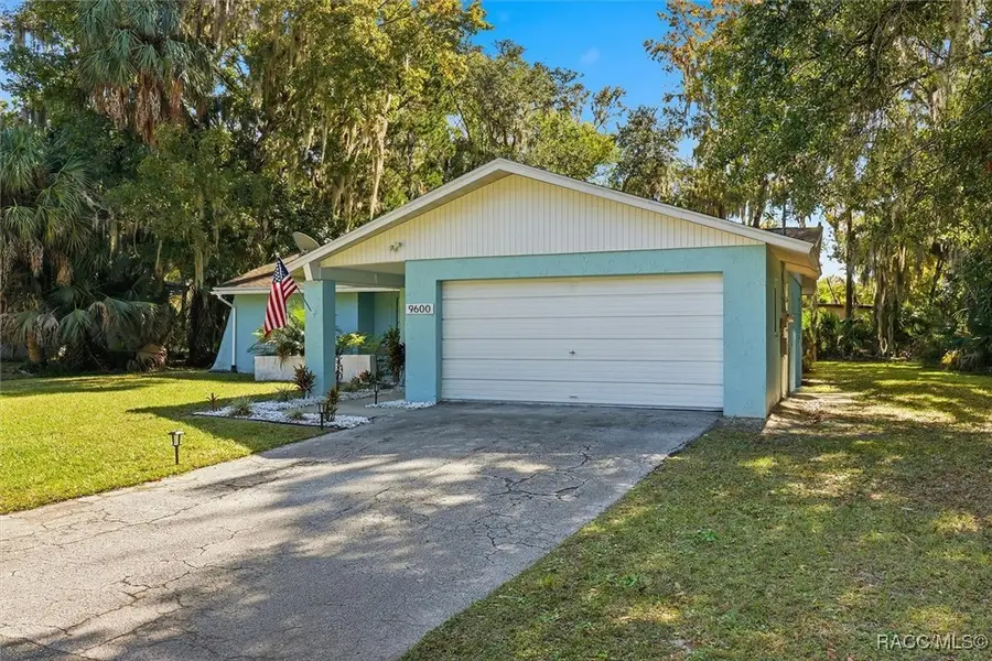 9600 W Plantation Lane, Crystal River, FL 34429 - Image #3