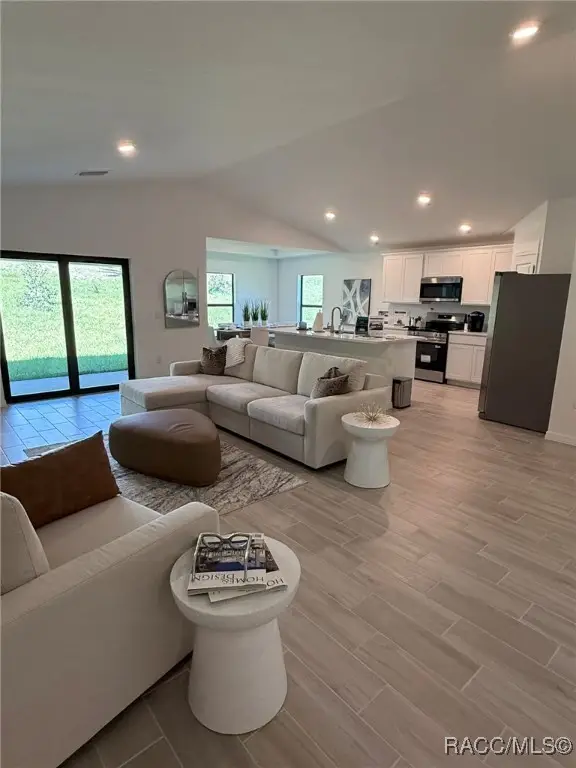 611 W Duquet Place, Citrus Springs, FL 34434 - #2