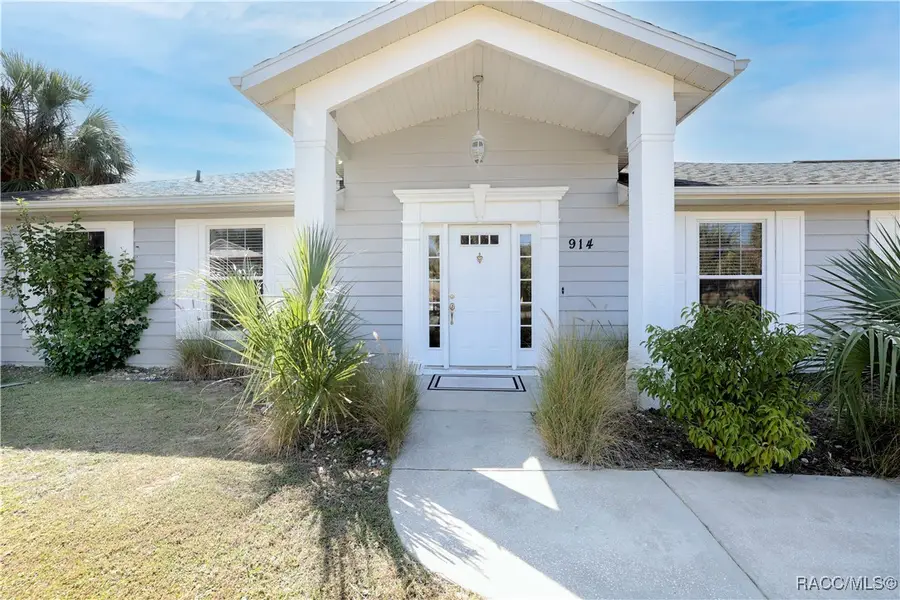 914 N Country Club Drive, Crystal River, FL 34429 - Image #3