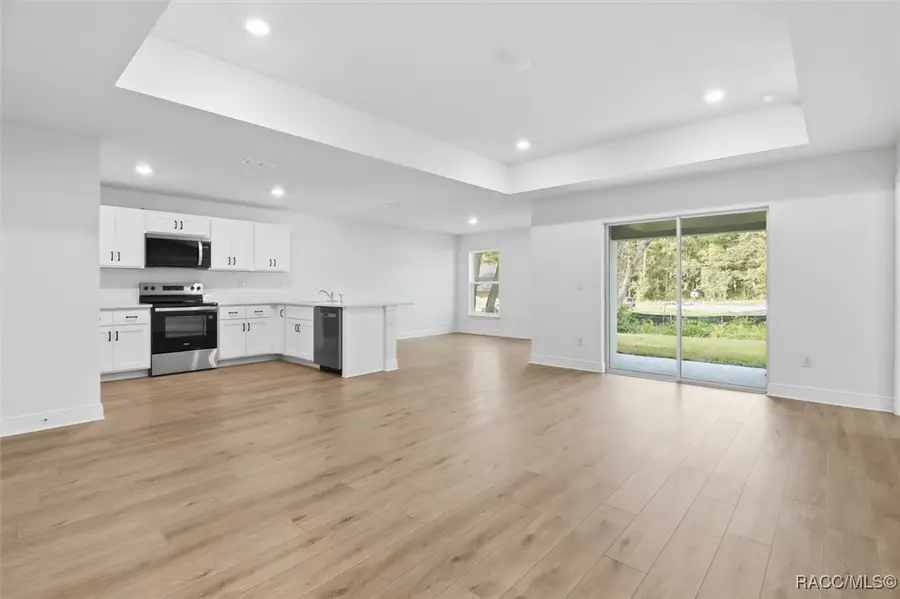 7888 N Pitcairn Way, Citrus Springs, FL 34434 - Image #2