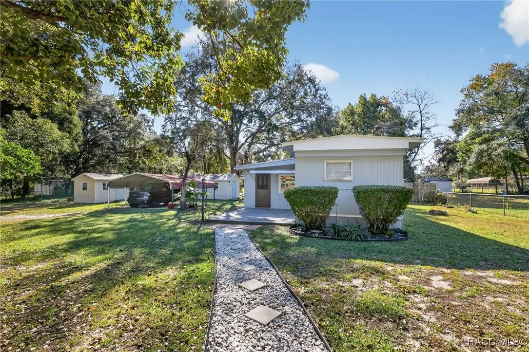 10438 SE 130th Place, Ocklawaha, FL 32179 - #1