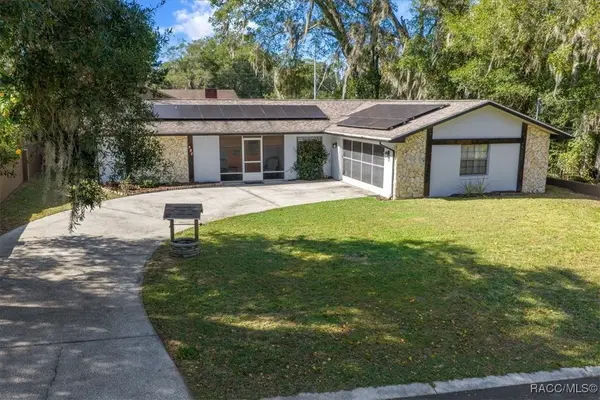 927 Cedar Avenue, Inverness, FL 34452