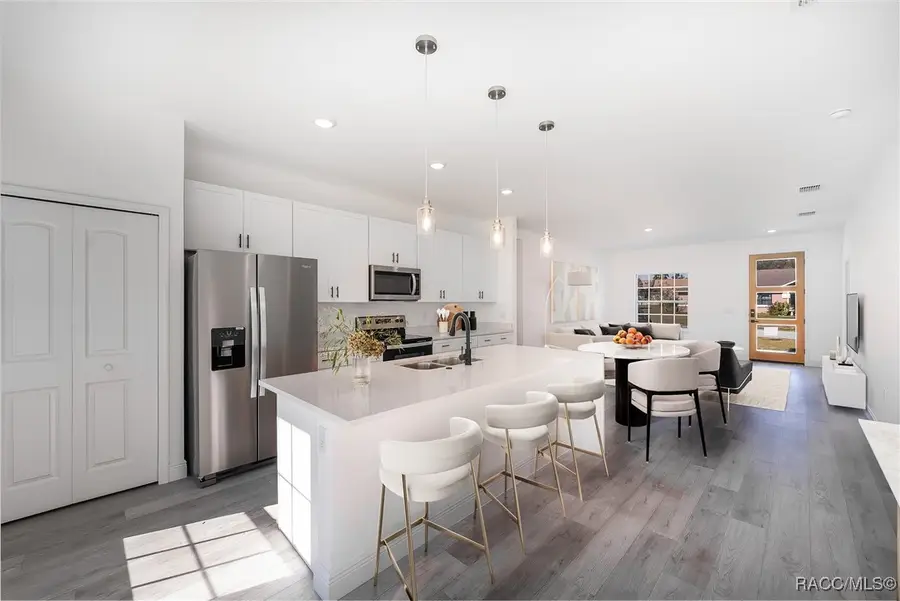 1067 W Cary Drive, Citrus Springs, FL 34434 - #3