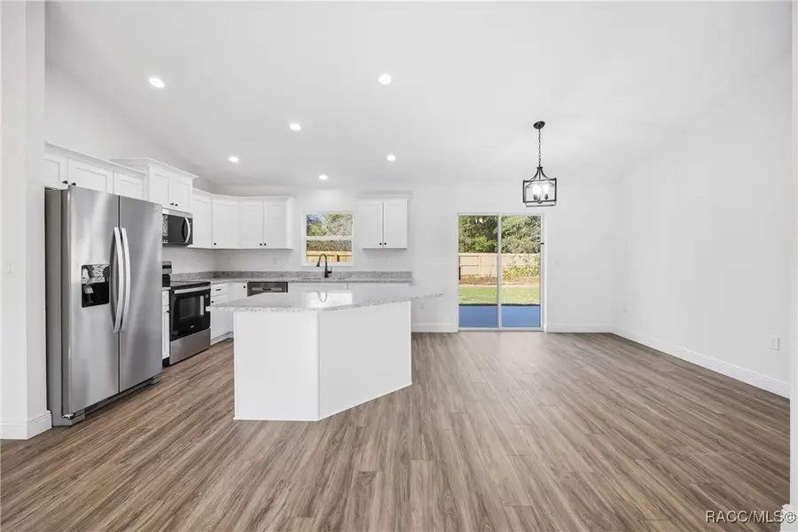 665 E Nemo Drive, Dunnellon, FL 34434 - Image #2