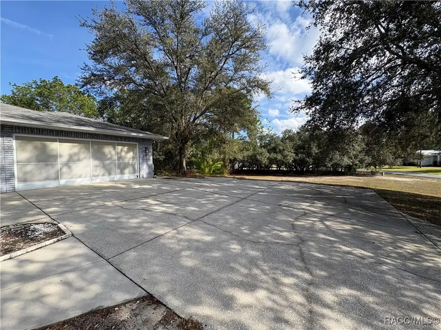 2915 W Beamwood Drive, Beverly Hills, FL 34465 - Image #3