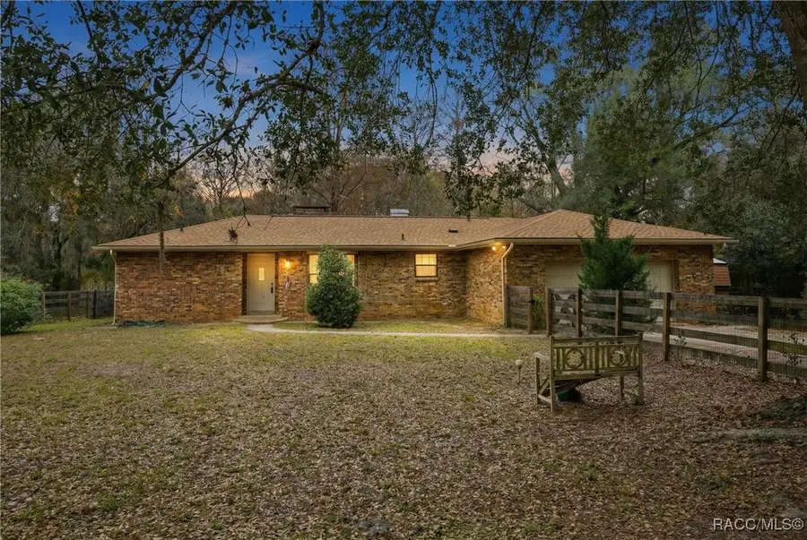 3899 E Riverside Drive, Dunnellon, FL 34434 - Image #2